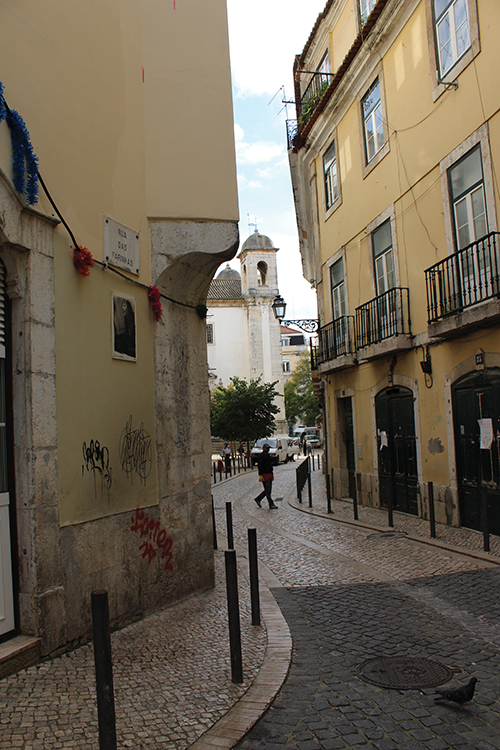 Fotografia da Rua das Farinhas e Largo dos Trigueiros